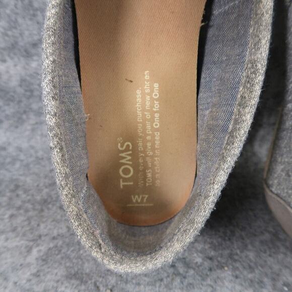 Toms Shoes Womens 7 Flats Slip On Loafer Casual Grey Alpargatas Comfort Classic - Picture 8 of 12